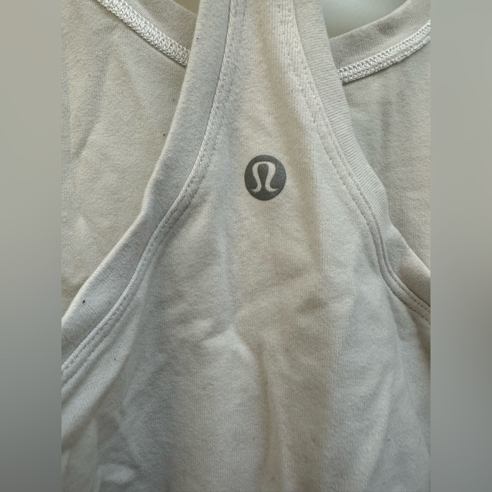 Lululemon - Cropped Racerback Tank stop - White Size 8